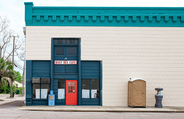 Best Portable restroom trailer rental  in Roanoke, AL